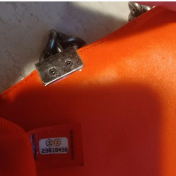 Authentic Chanel Boy Handbag in beautiful Orange Color - very unusual! - Picture 7 of 16